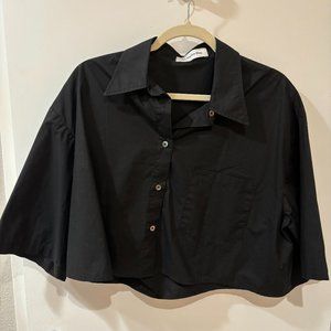 Frankie Shop cropped shirt.